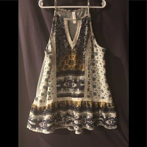 Xhilaration sleeveless top sz S